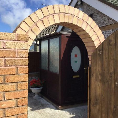 Canterbury Cottage Prestatyn Exterior photo